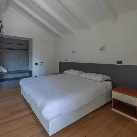 Guest house La Barchessa Loft & - Free Parking